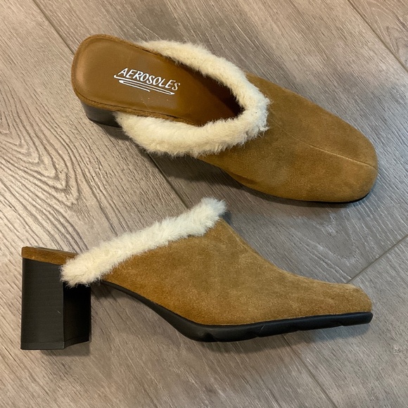 AEROSOLES  Mule  Heels Brown  Leather Lined Size 8 NWOT - Picture 1 of 9